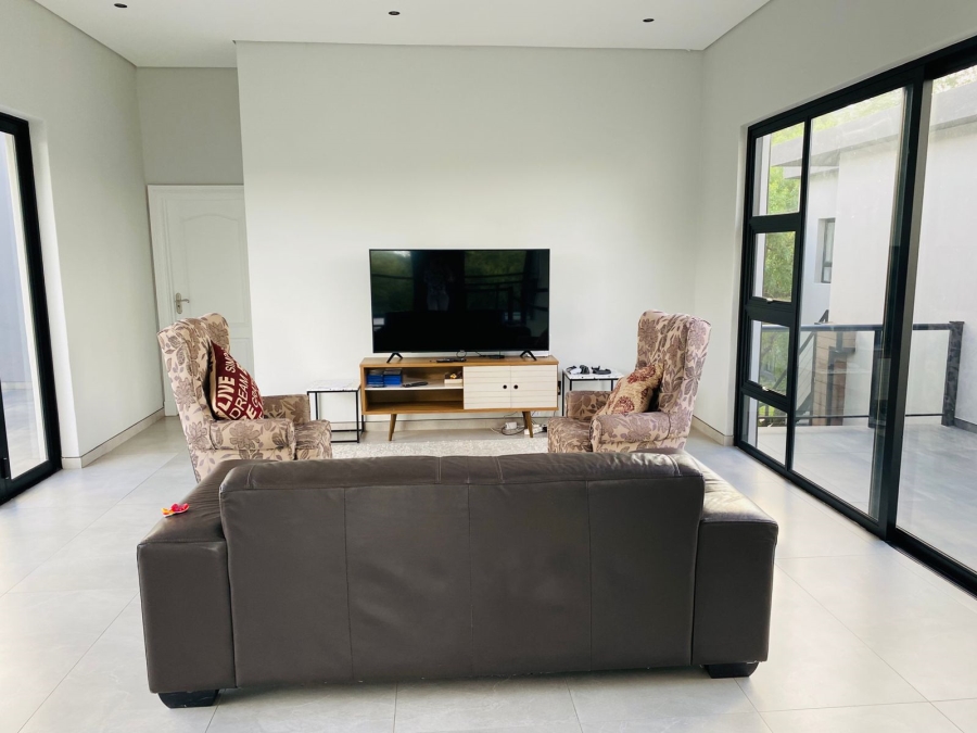 5 Bedroom Property for Sale in Wigwam North West